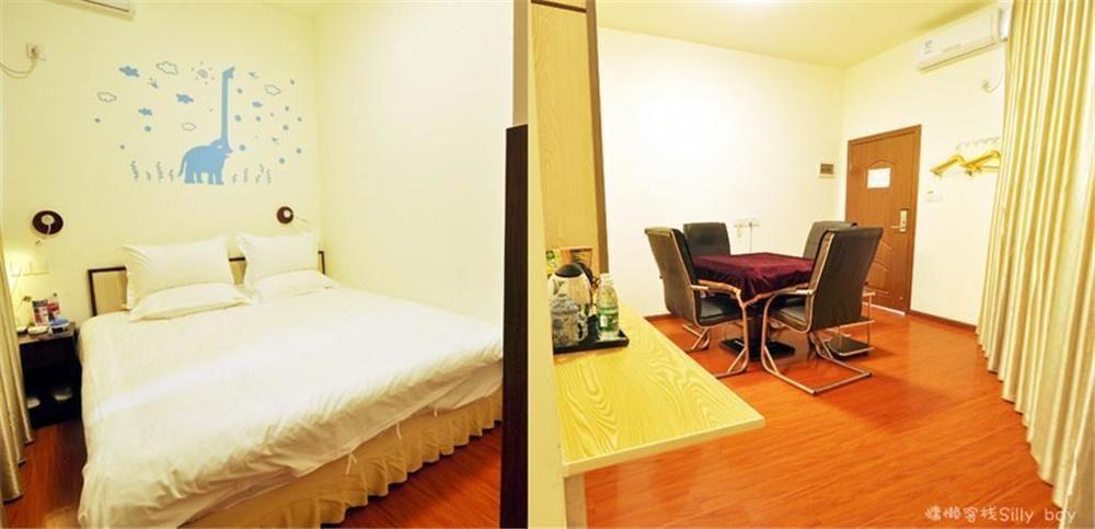 צ'נגדו Renli Hotel מראה חיצוני תמונה